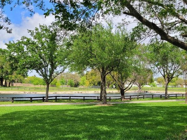 14911 SW 80th St , Unit 221, Miami, FL 33193