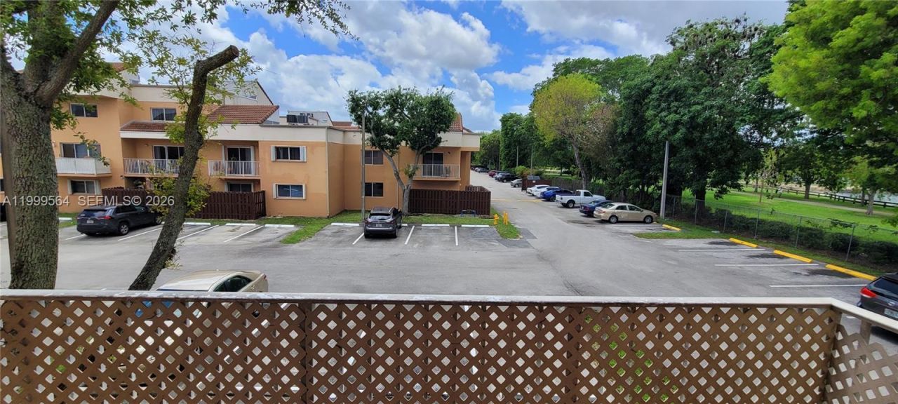 14911 SW 80th St , Unit 221, Miami, FL 33193 Photo
