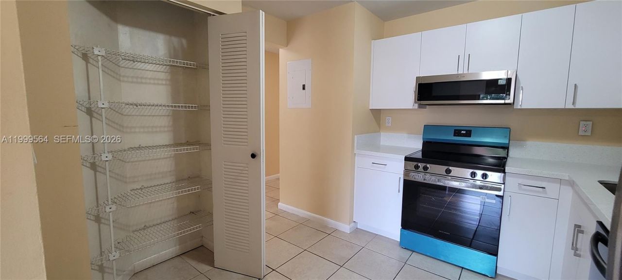 14911 SW 80th St , Unit 221, Miami, FL 33193 Photo