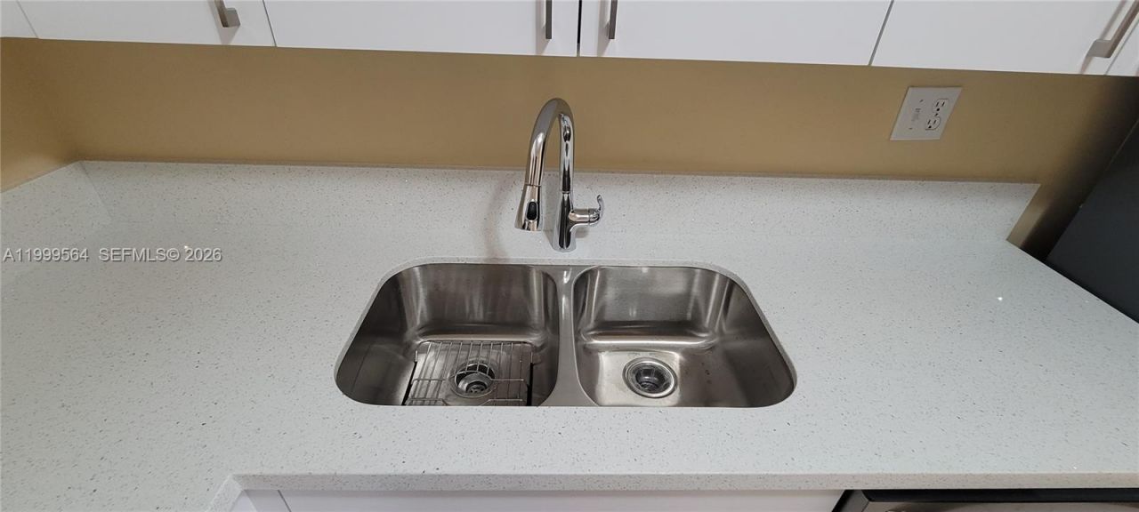 14911 SW 80th St , Unit 221, Miami, FL 33193 Photo