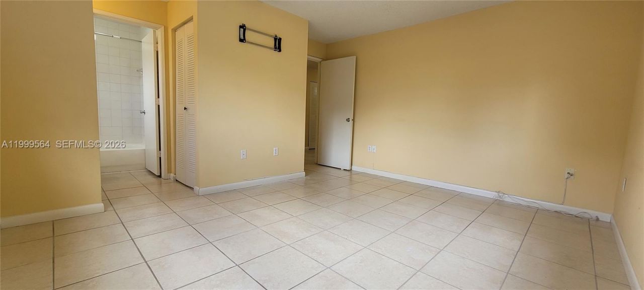 14911 SW 80th St , Unit 221, Miami, FL 33193 Photo