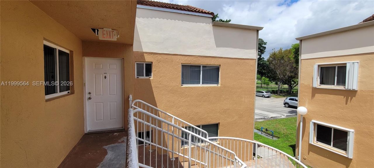 14911 SW 80th St , Unit 221, Miami, FL 33193 Photo