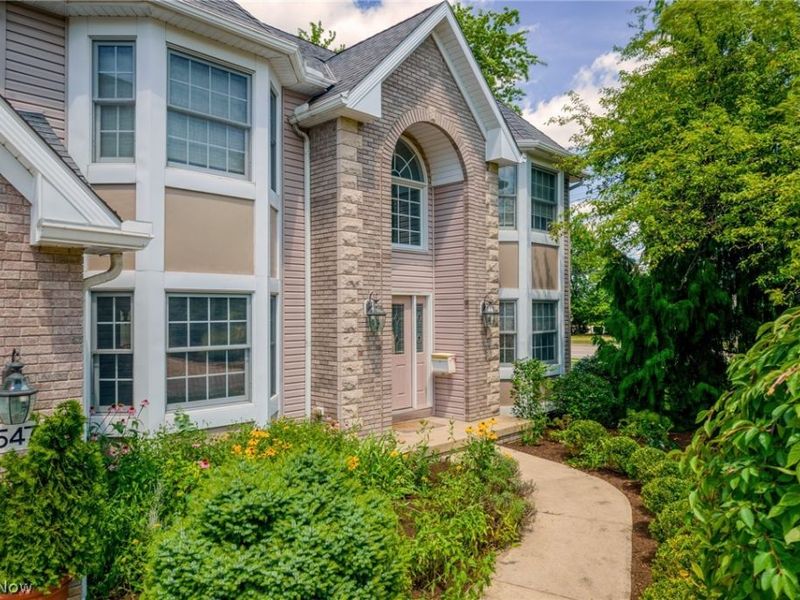 25471 Hilltop Drive, Beachwood, OH 44122 Photo 34