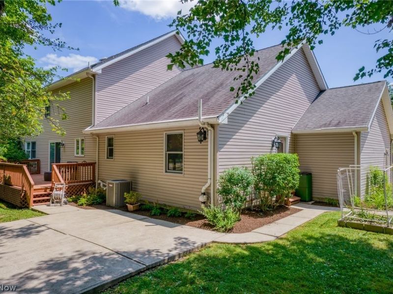 25471 Hilltop Drive, Beachwood, OH 44122 Photo 36