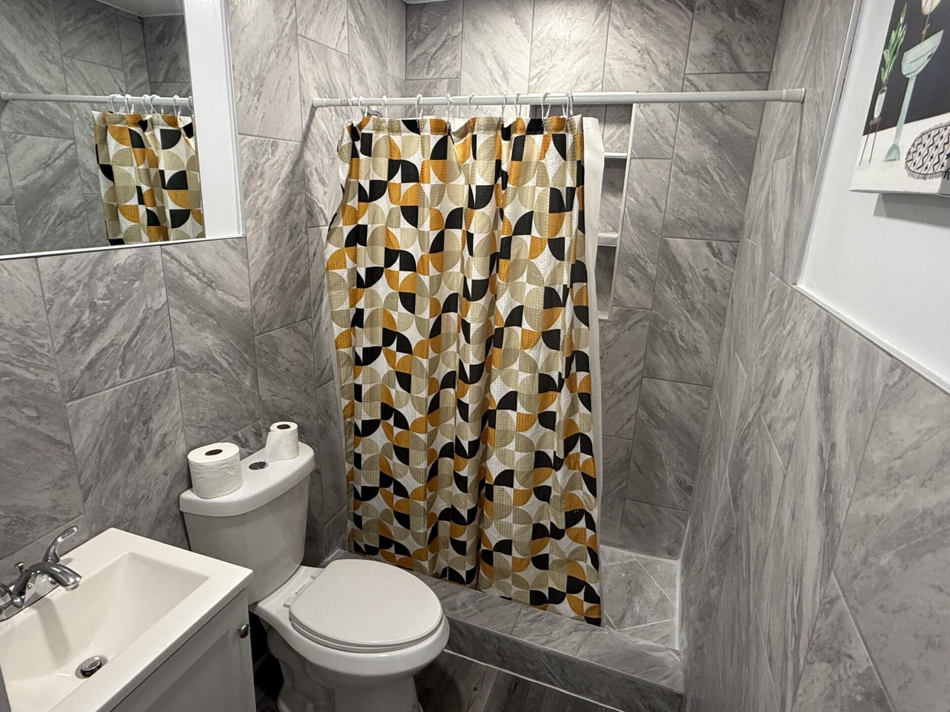 131 E 27th Street, Unit 6, Riviera Beach, FL 33404 Photo