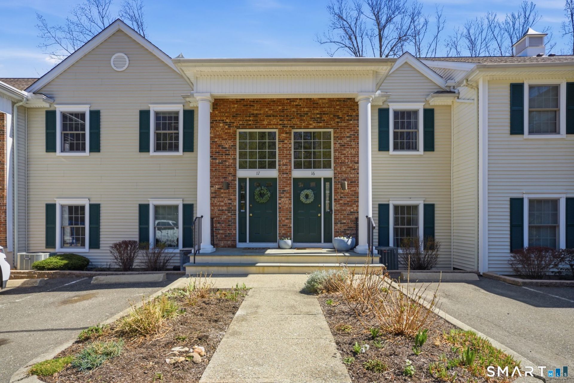 570 Danbury, Unit 16, Ridgefield, CT 06877 Main Photo
