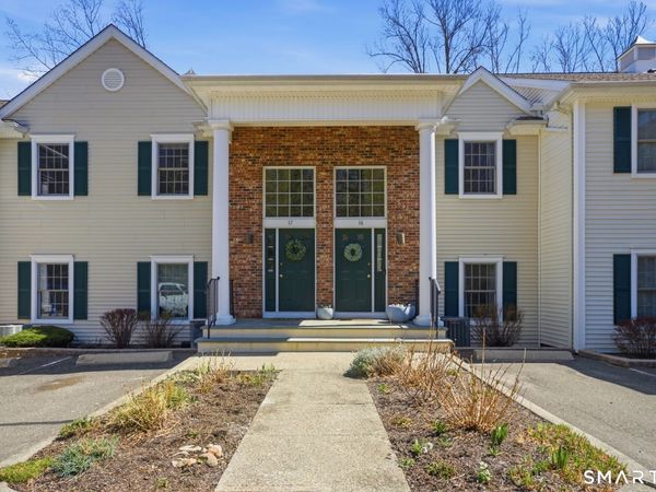 570 Danbury, Unit 16, Ridgefield, CT 06877