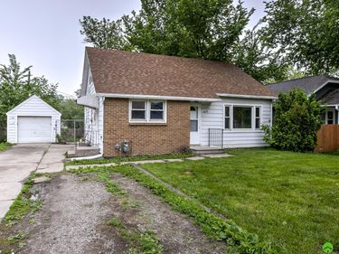 610 S 48th Street , Lincoln, NE 68504