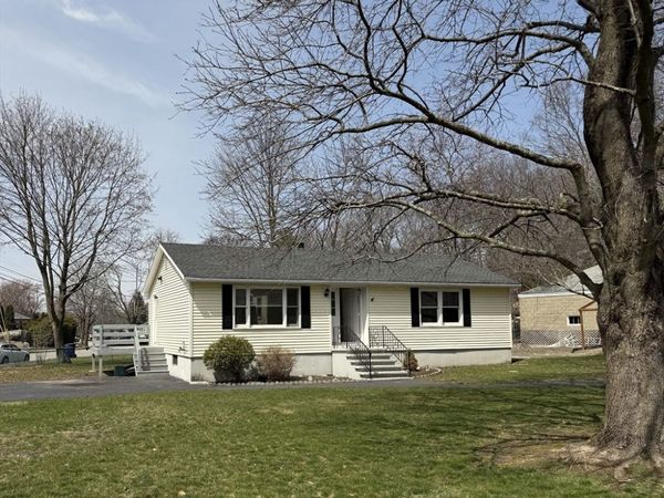 1 Joyce Rd, Peabody, MA 01960