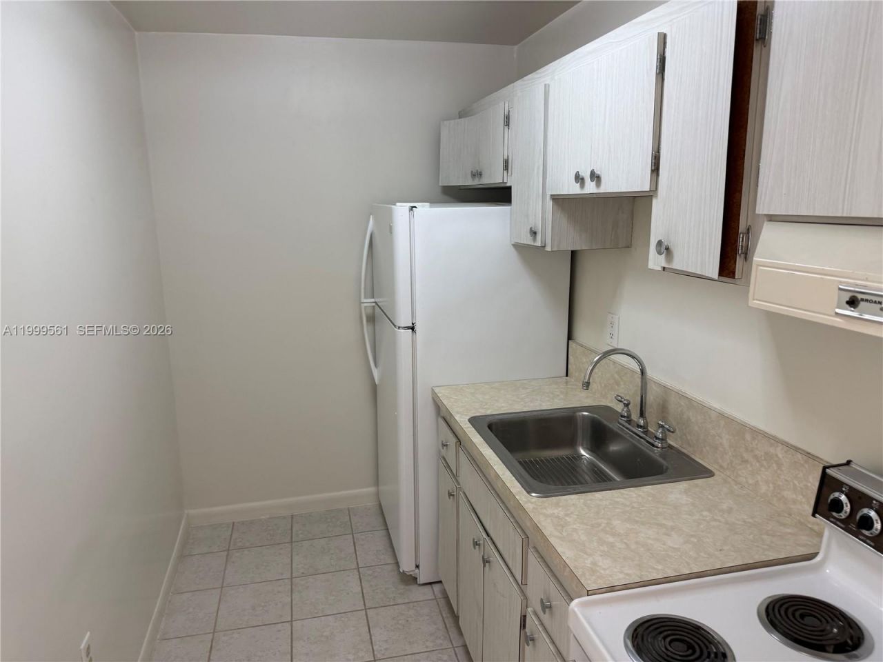 3881 W Flagler St, Unit 319, Miami, FL 33134 Photo