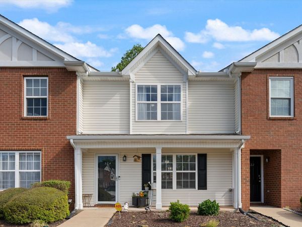 324 Arapaho Dr , Murfreesboro, TN 37128