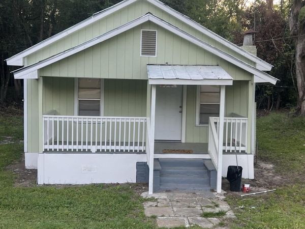 406 S Adams St , Quincy, FL 32351