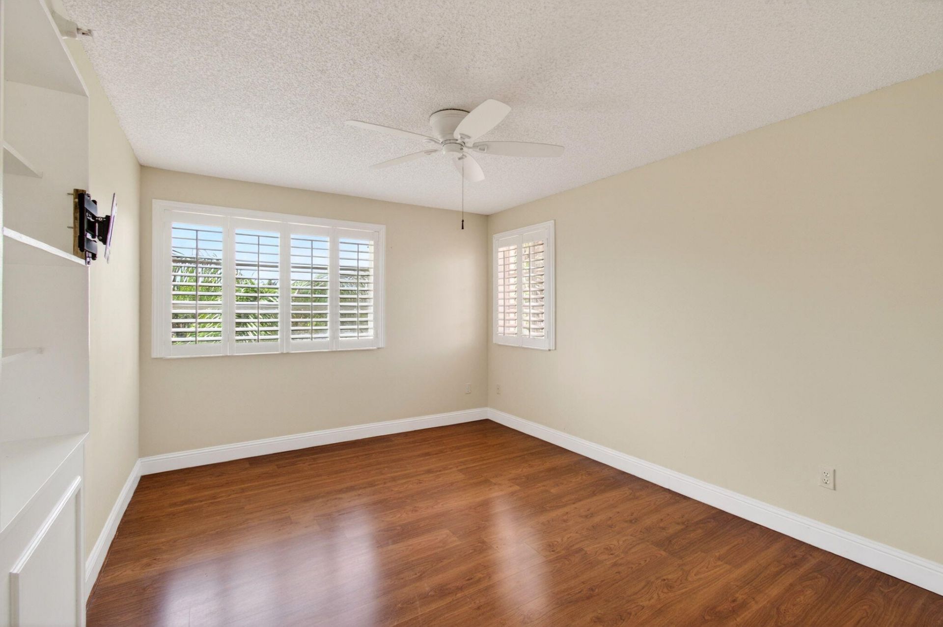 157 Yacht Club Way, Unit 303, Hypoluxo, FL 33462 Photo