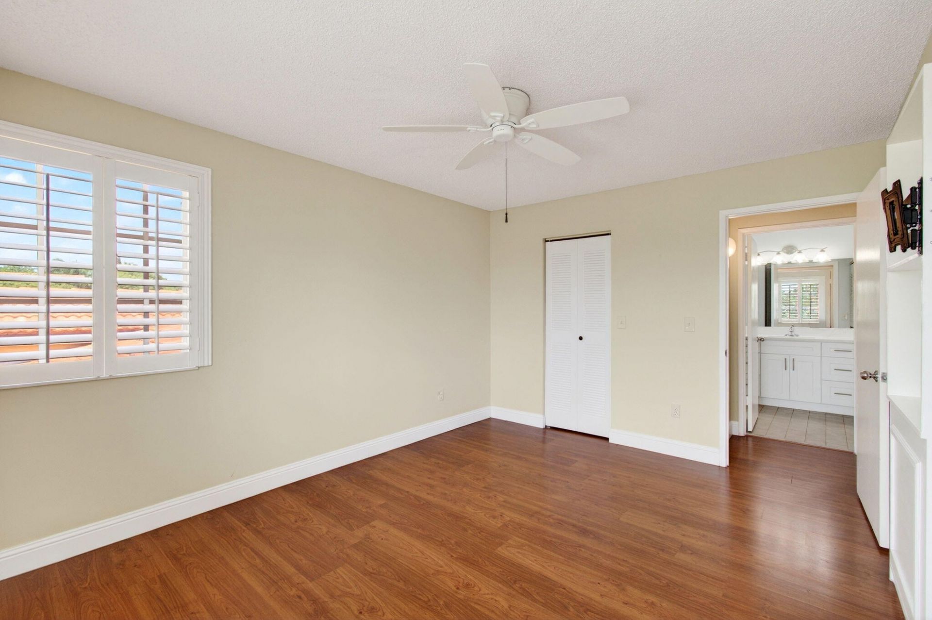 157 Yacht Club Way, Unit 303, Hypoluxo, FL 33462 Photo