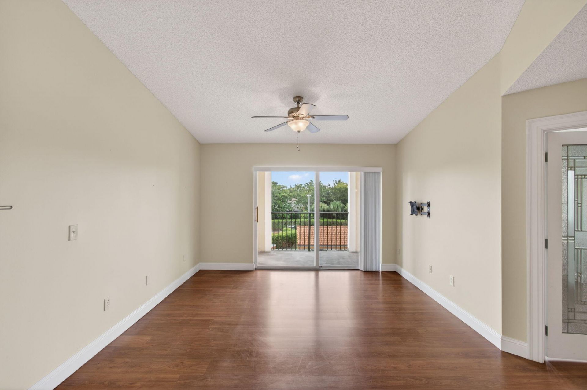 157 Yacht Club Way, Unit 303, Hypoluxo, FL 33462 Photo