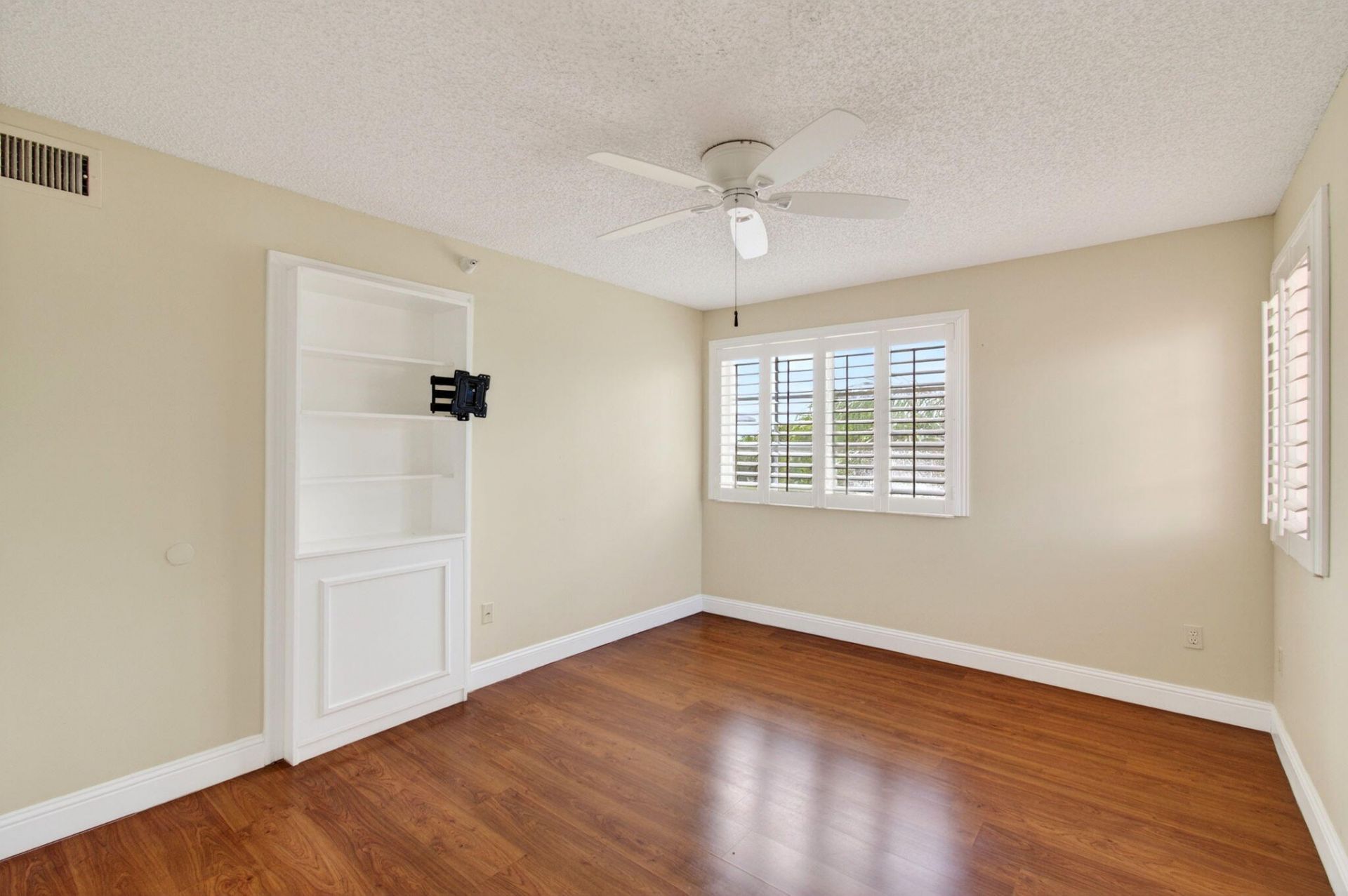 157 Yacht Club Way, Unit 303, Hypoluxo, FL 33462 Photo