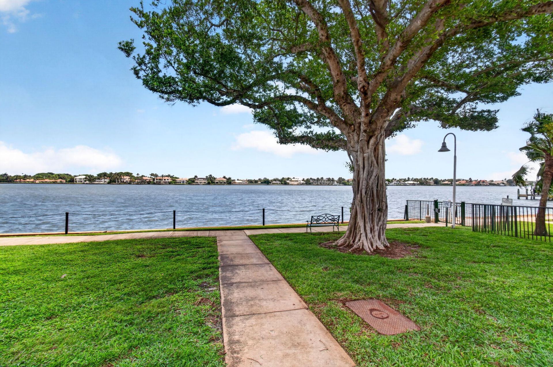 157 Yacht Club Way, Unit 303, Hypoluxo, FL 33462 Photo