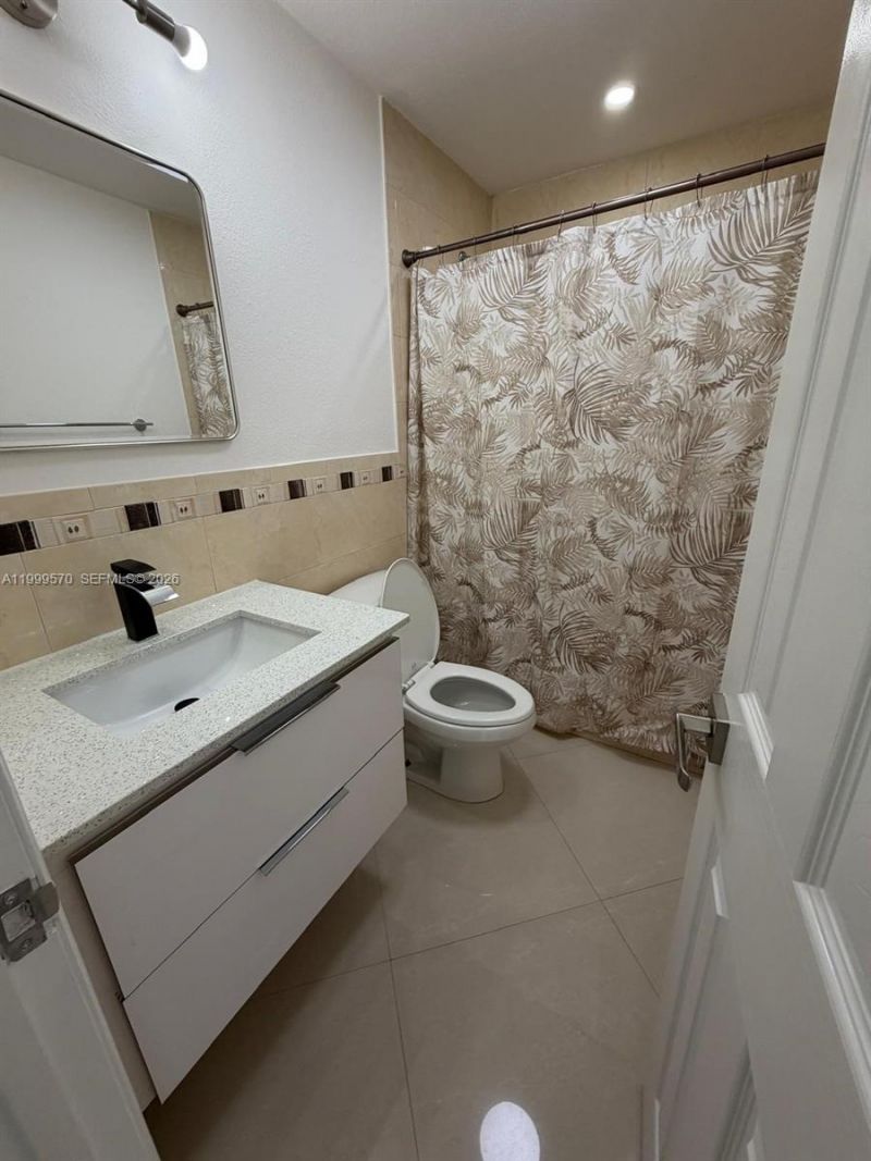 19732 SW 121st Ave, Unit 1, Miami, FL 33177 Photo