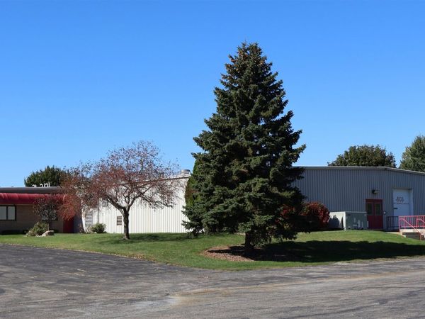 103 Industrial Drive, Fox Lake, WI 53933