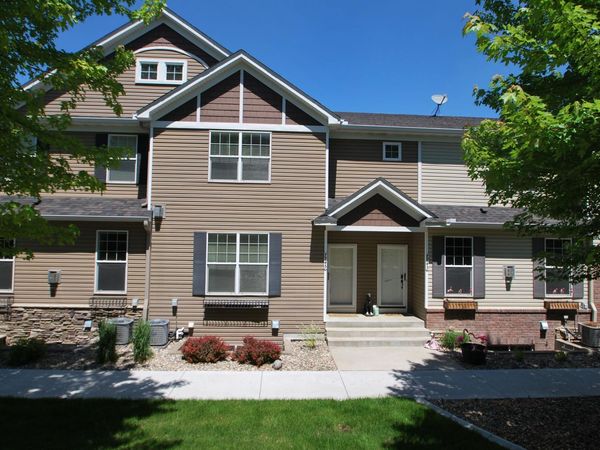 7745 Madelyn Creek Drive, Victoria, MN 55386