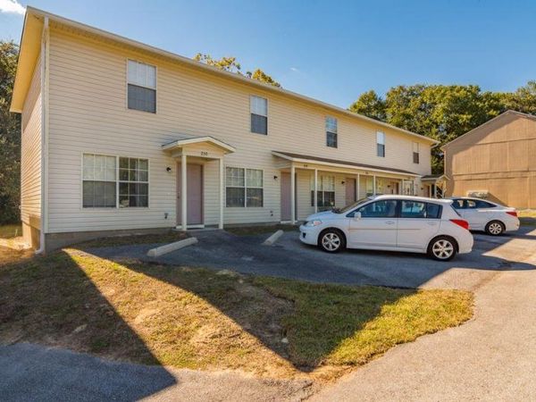 224 Runnymeade Drive, Crestview, FL 32539