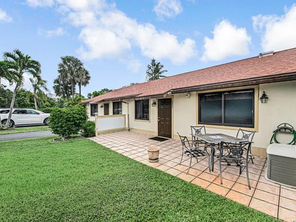 815 Andrew Redding Road, Unit 202, Lantana, FL 33462