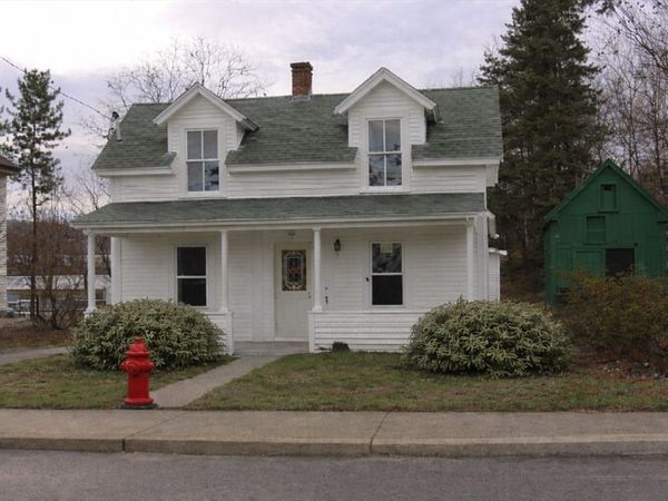 95 South St, Athol, MA 01331