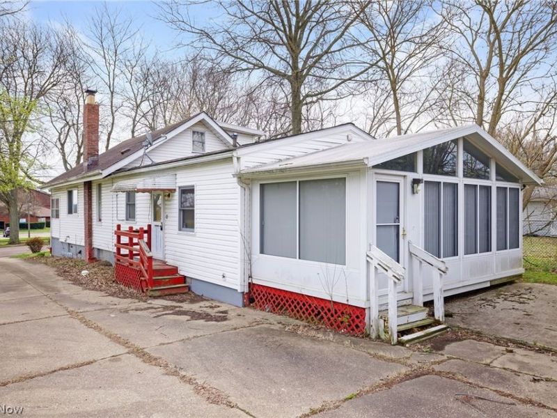 740 Fuller Street , Akron, OH 44306 Photo 5