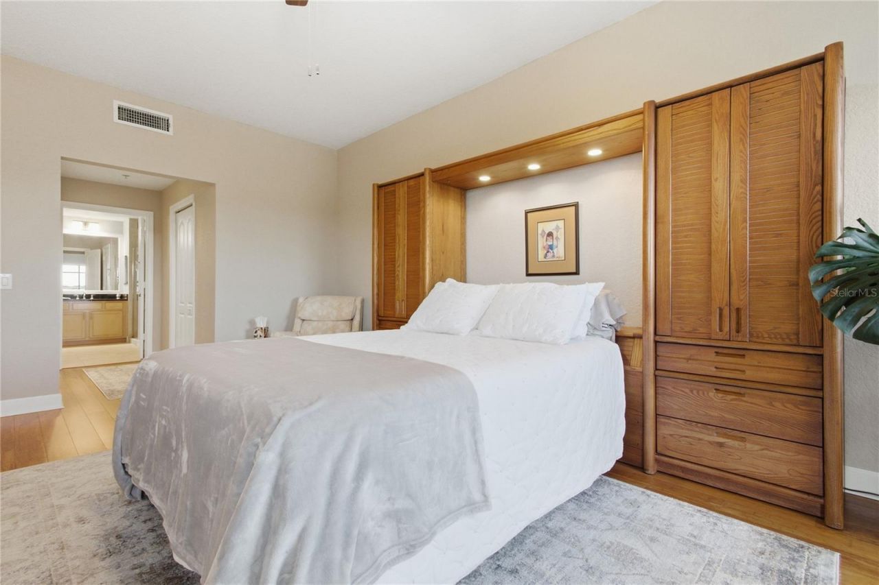 12055 Gandy Boulevard N, Unit 243, Saint Petersburg, FL 33702 Photo