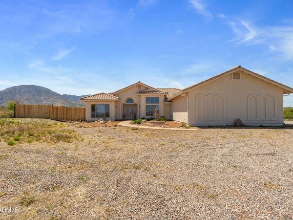 9354 S DEER RIDGE Trail, Hereford, AZ 85615