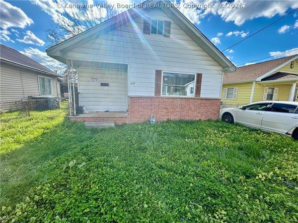 133 7th Street, Dunbar, WV 25064