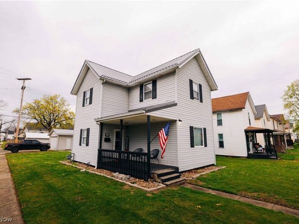 391 S 10th Street, Coshocton, OH 43812