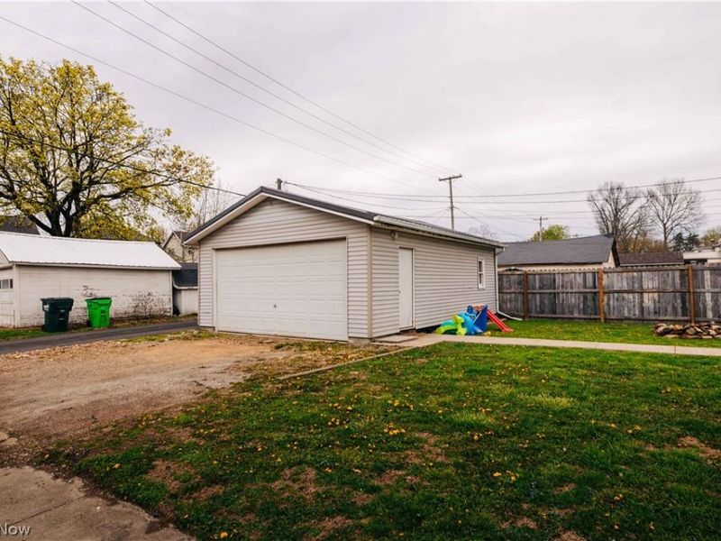 391 S 10th Street, Coshocton, OH 43812 Photo 23