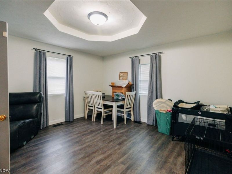 391 S 10th Street, Coshocton, OH 43812 Photo 3