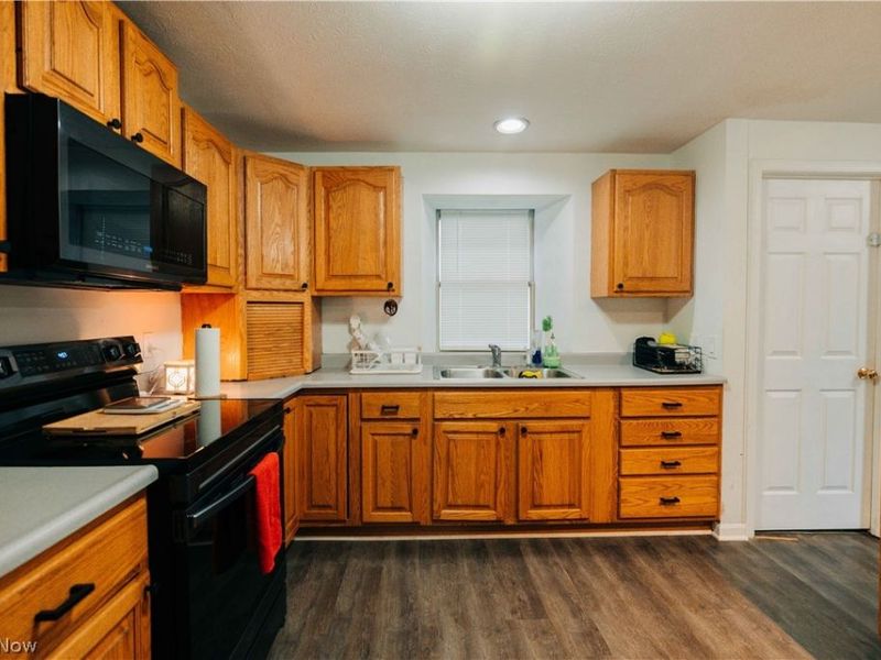 391 S 10th Street, Coshocton, OH 43812 Photo 6