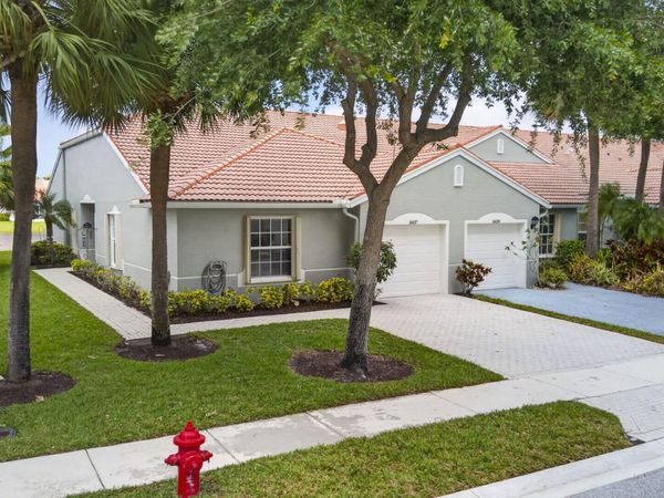 8437 Logia Circle, Boynton Beach, FL 33472