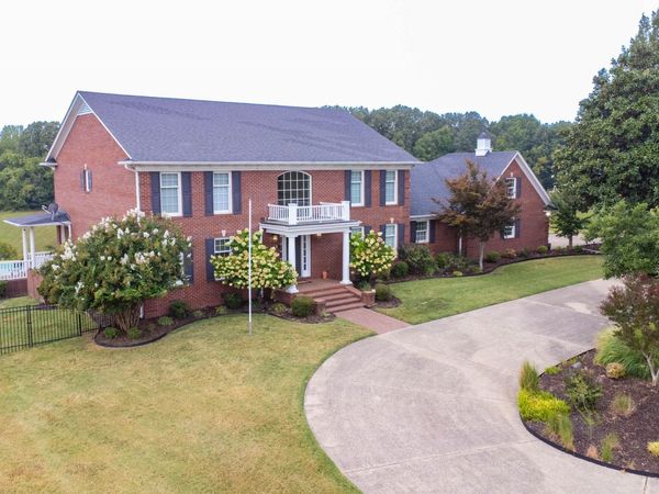 2787 Meacham Road , Dyersburg, TN 38024