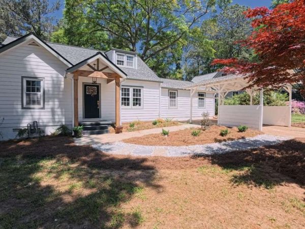 2402 Lancelot Drive, Decatur, GA 30033