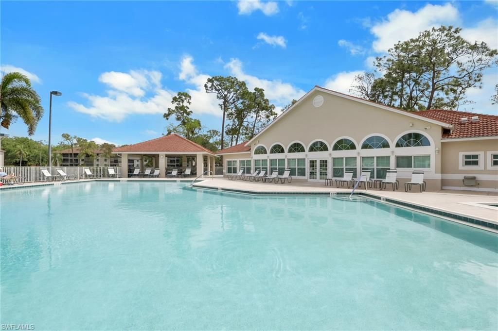 5784 Deauville Cir, Unit B302, Naples, FL 34112 Photo