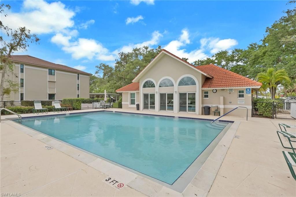 5784 Deauville Cir, Unit B302, Naples, FL 34112 Photo