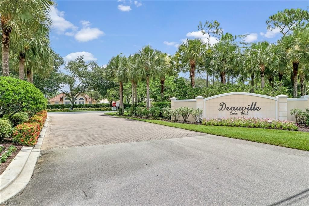 5784 Deauville Cir, Unit B302, Naples, FL 34112 Photo