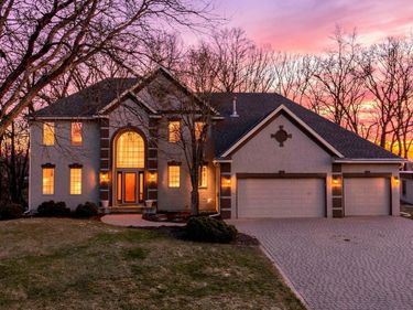 14751 62nd Avenue N, Maple Grove, MN 55311