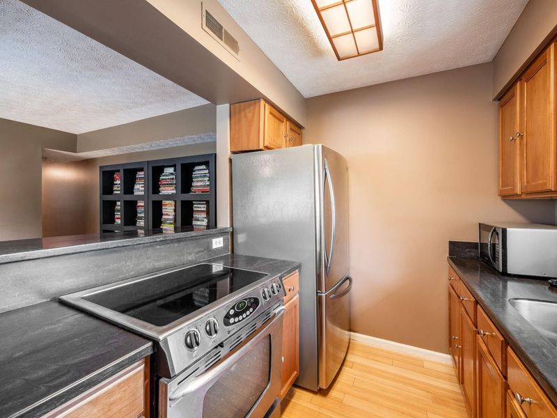 840 River Oaks Drive, Delaware, OH 43015 Photo 11