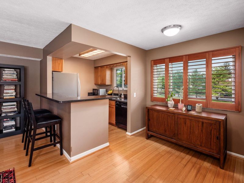 840 River Oaks Drive, Delaware, OH 43015 Photo 8