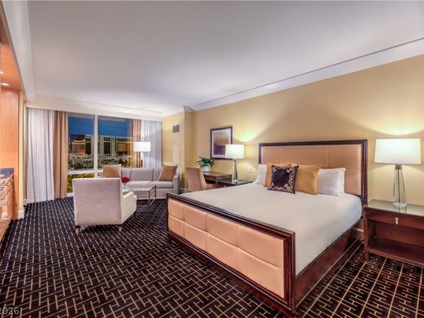 2000 Fashion Show Drive, Unit 1828, Las Vegas, NV 89109