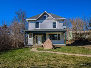 517 Minnesota Avenue E, Glenwood, MN 56334