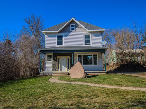 517 Minnesota Avenue E, Glenwood, MN 56334