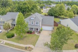 341 Foxport Drive photo 4