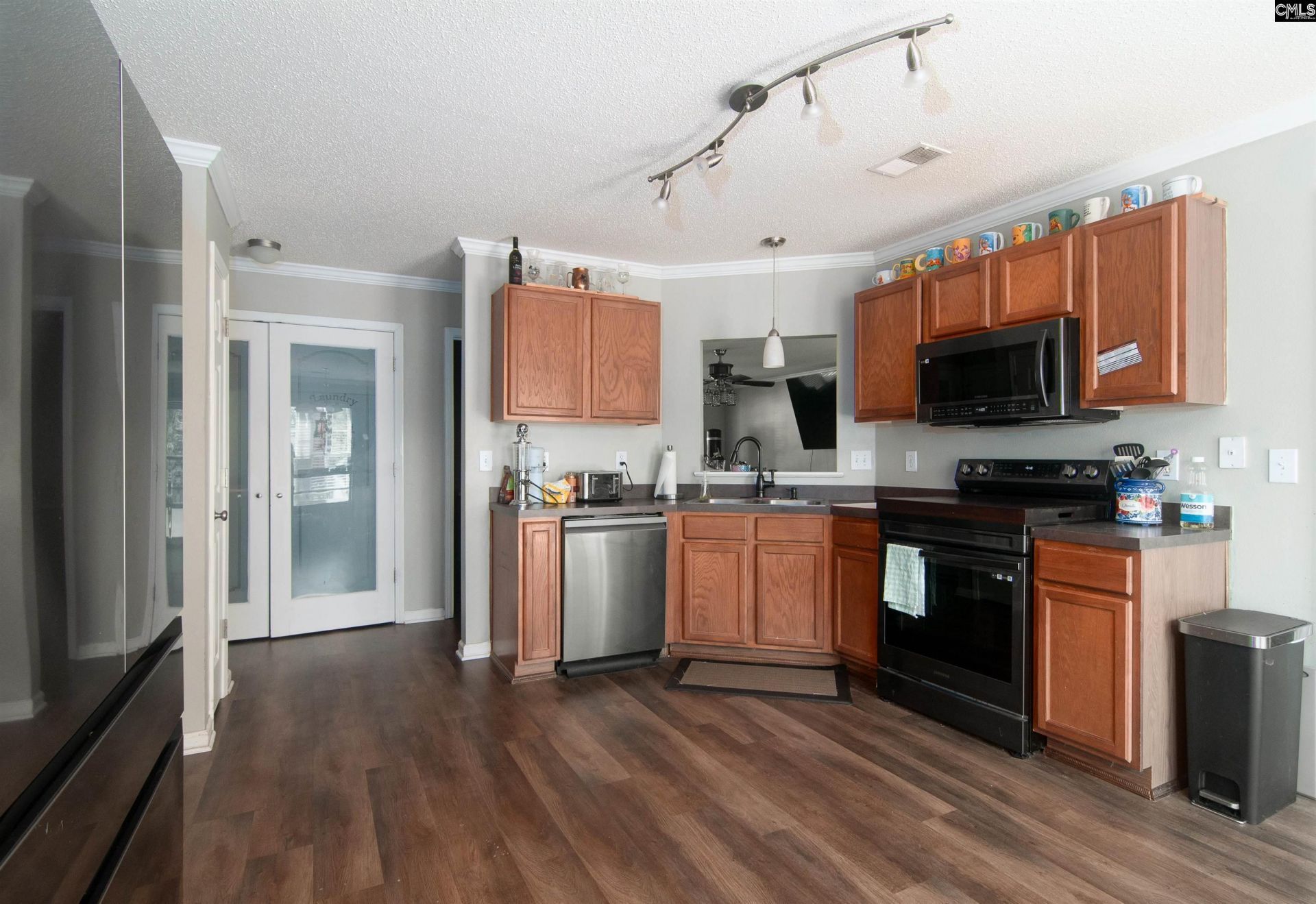 341 Foxport Drive Photo 6