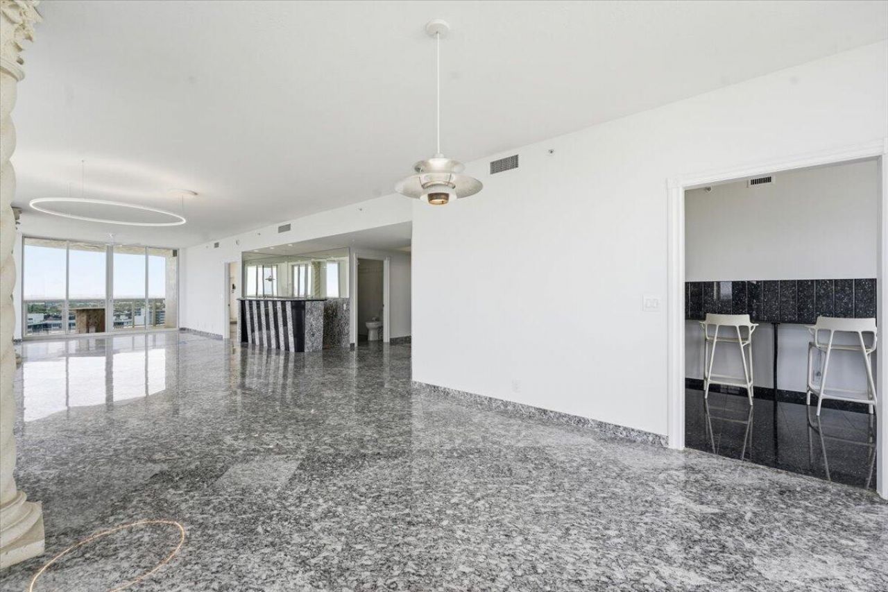 3100 N Ocean Boulevard, Unit 2208, Fort Lauderdale, FL 33308 Photo